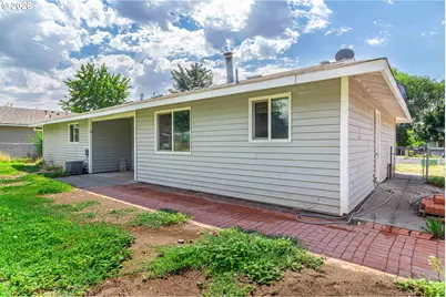 935 E Gladys Ave, Hermiston, OR 97838 - Photo 17