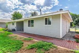 935 E Gladys Ave, Hermiston, OR 97838 - Photo 17