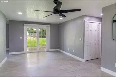 935 E Gladys Ave, Hermiston, OR 97838 - Photo 5