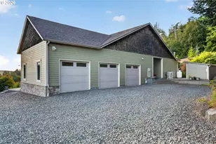 35517 Gustafson Ln, Astoria, OR 97103 - Photo 5