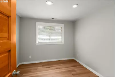 4836 SW Coronado St, Portland, OR 97219 - Photo 13