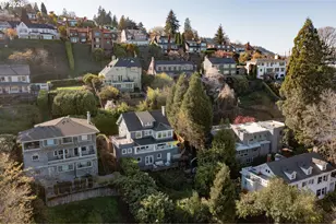 840 NW Summit Ave, Portland, OR 97210 - Photo 43