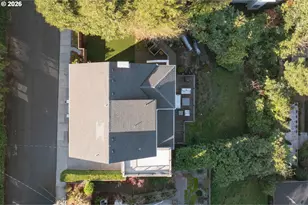 840 NW Summit Ave, Portland, OR 97210 - Photo 45