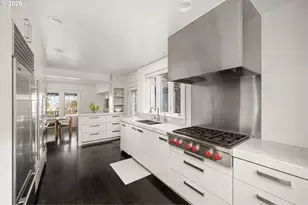 840 NW Summit Ave, Portland, OR 97210 - Photo 9