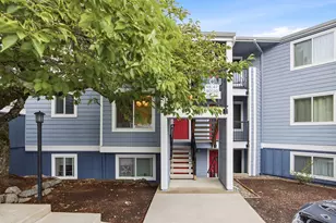 47 Eagle Crest Dr, Lake Oswego, OR 97035 - Photo 1
