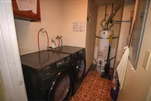 14475 SW 20th St, Beaverton, OR 97008 - Photo 29