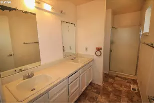 14475 SW 20th St, Beaverton, OR 97008 - Photo 27