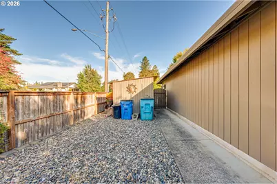 2005 NE 152nd St, Vancouver, WA 98686 - Photo 31