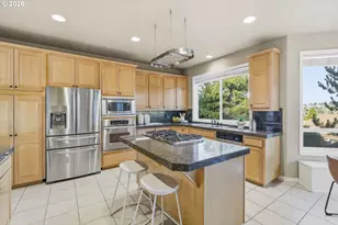 11086 SE Rimrock Dr, Happy Valley, OR 97086 - Photo 9