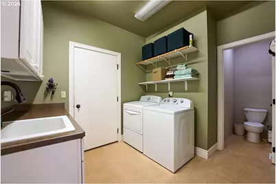 612 N Mill St, Joseph, OR 97846 - Photo 25