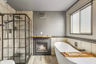 2039 N Jantzen Ave, Portland, OR 97217 - Photo 31