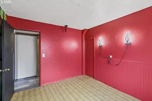 2039 N Jantzen Ave, Portland, OR 97217 - Photo 25