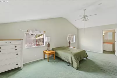 2039 N Jantzen Ave, Portland, OR 97217 - Photo 37