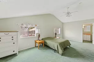 2039 N Jantzen Ave, Portland, OR 97217 - Photo 37