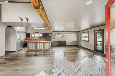 2039 N Jantzen Ave, Portland, OR 97217 - Photo 5