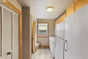 2039 N Jantzen Ave, Portland, OR 97217 - Photo 21