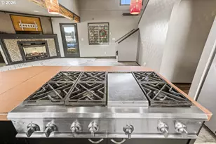 2039 N Jantzen Ave, Portland, OR 97217 - Photo 17