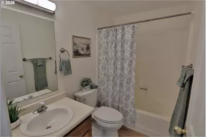 8324 SW Mohawk St SE, Tualatin, OR 97062 - Photo 17