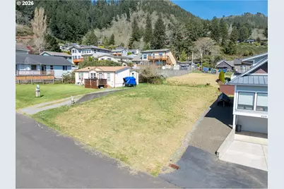 607 Driftwood Ave Ave, Garibaldi, OR 97118 - Photo 3