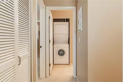 205 S Montgomery St #401B, Portland, OR 97201 - Photo 15