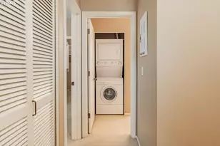 205 S Montgomery St, Portland, OR 97201 - Photo 15