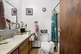 93 Shady Loop, Springfield, OR 97477 - Photo 17