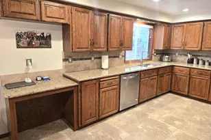 929 E Pine Ave, Hermiston, OR 97838 - Photo 9