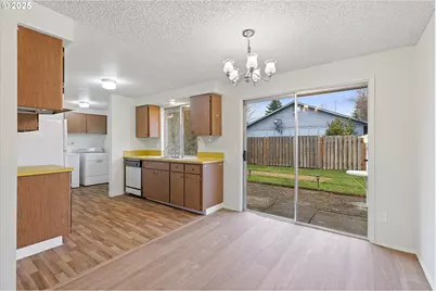 3210 NE 2nd Ct, Gresham, OR 97030 - Photo 7