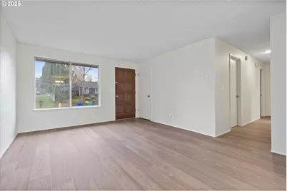 3210 NE 2nd Ct, Gresham, OR 97030 - Photo 3