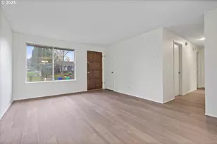 3210 NE 2nd Ct, Gresham, OR 97030 - Photo 3