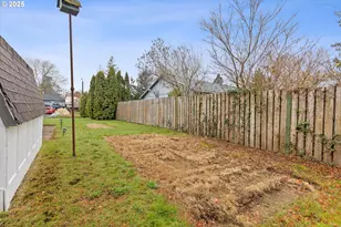 3210 NE 2nd Ct, Gresham, OR 97030 - Photo 27