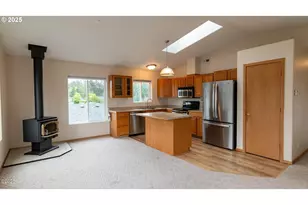 203 SE Surf Ave, Lincoln City, OR 97367 - Photo 15