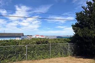 29835 Hillcrest St, Gold Beach, OR 97444 - Photo 3