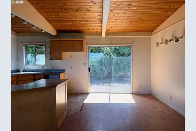 29835 Hillcrest St, Gold Beach, OR 97444 - Photo 7