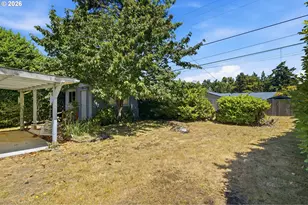 1669 Johnson St, North Bend, OR 97459 - Photo 25