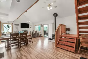 127 S Mike Rd, Tygh Valley, OR 97063 - Photo 9