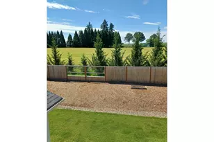 745 E Wilson St, Carlton, OR 97111 - Photo 15