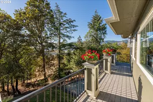 317 Aker Dr, Myrtle Creek, OR 97457 - Photo 37