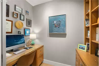 780 NW Westover Sq #3, Portland, OR 97210 - Photo 11