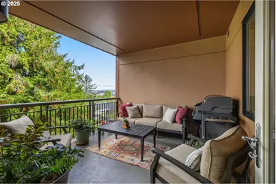 780 NW Westover Sq #3, Portland, OR 97210 - Photo 7