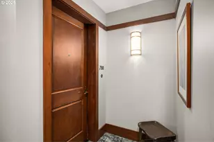 780 NW Westover Square, Portland, OR 97210 - Photo 31