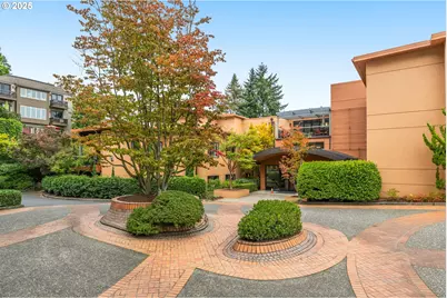 780 NW Westover Sq #3, Portland, OR 97210 - Photo 35