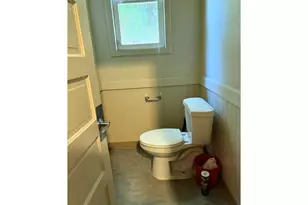 722 NE Couch St, Portland, OR 97232 - Photo 9