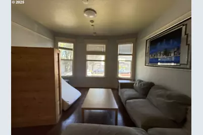 722 NE Couch St, Portland, OR 97232 - Photo 5