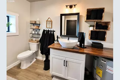 143 S Wells Dr, Lincoln City, OR 97367 - Photo 7