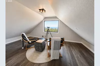 143 S Wells Dr, Lincoln City, OR 97367 - Photo 9