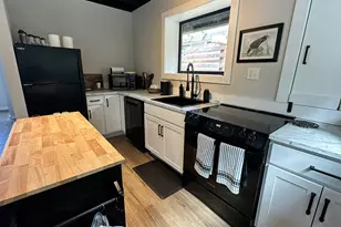 143 S Wells Dr, Lincoln City, OR 97367 - Photo 11