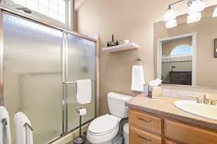 3175 NE Lucas Dr, McMinnville, OR 97128 - Photo 25