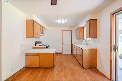 11104 NE 46th St, Vancouver, WA 98682 - Photo 9