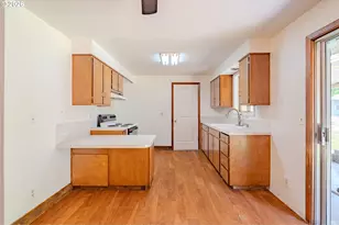 11104 NE 46th St, Vancouver, WA 98682 - Photo 9